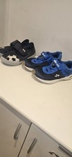 2 Paar Kinderschuhe