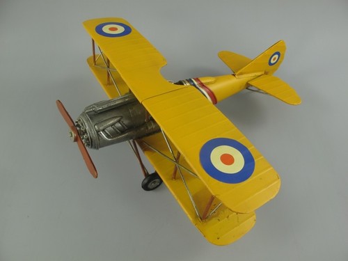 Flugzeug blechflugzeug - ,