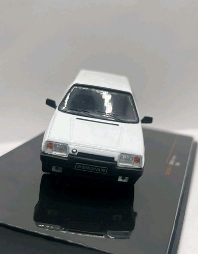 Skoda forman 1990 - skoda, weiß