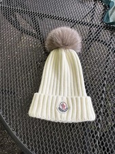 Damen Moncler "Berretto" Wollweiß mit Bommelmütze Echtes Fell Mütze