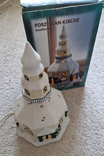 Porzellan Kirche mit elektrischer Beleuchtung