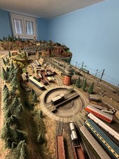Riesige modelleisenbahn anlage - modelleisenbahn,
