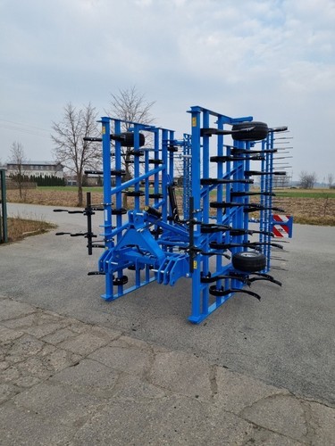 Federzinkenegge hydraulisch