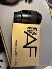 Nikon AF-Micro Nikkor 105mm