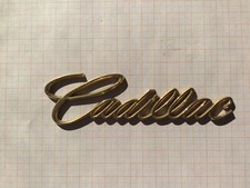 Cadillac Schriftzug Kofferraum Emblem Gold Farbe Schrift Trunk Script Ornament
