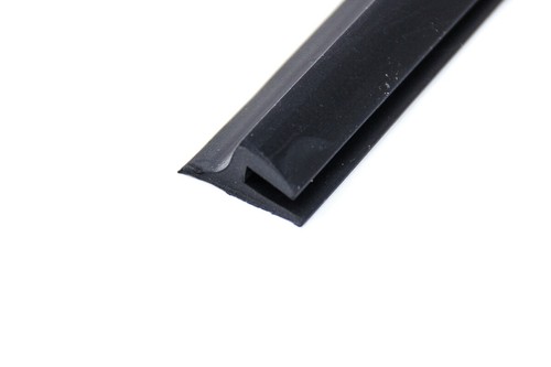 Gummikeder zwischen blende und - gummikeder,