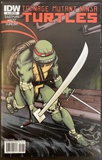 TEENAGE MUTANT NINJA TURTLES #1 Foldout RI B (2011, IDW) 1st Print NM TMNT RIB