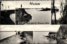 Ak Husum in Nordfriesland, Strandpartie, Hochufer, zerstörte... - 2840303