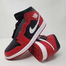 Nike Air Jordan 1 Mid Shoes