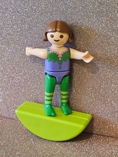 Playmobil ? Figur ? Mädchen mit Wippe Gymnastik Spielplatz Sport