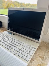 Sony Vaio VPCEH2J1E Laptop