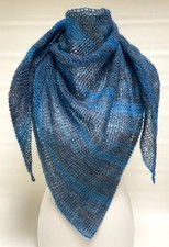 Handgestricktes Tuch