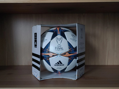 Adidas champions league - champions, final