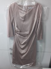 Kleid von Young Couture