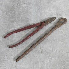 Bodenanker Erdanker Erdspieß Zelthering massiv geschmiedet + Blechschere Schere