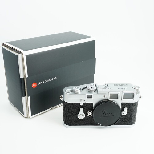 Leica double stroke - leica,