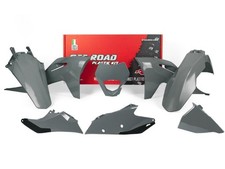 Rtech Plastikkit passt an