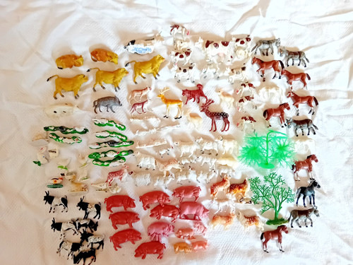 Mind 100 plastikfiguren - ,