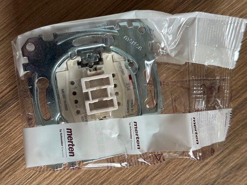 Merten ac 250 - 10,