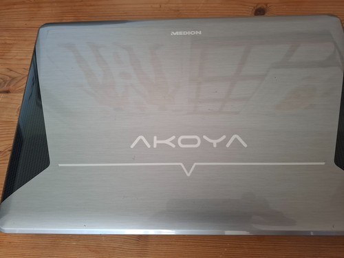 Medion laptop akoya sehr gut - sehr,