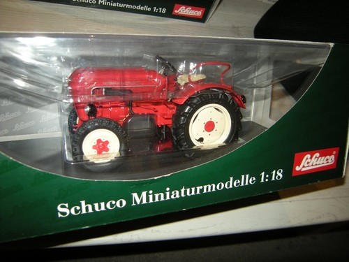 Schuco traktor - 1:18,