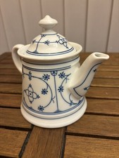 Teekanne mit Deckel - Indisch