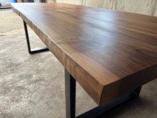 Esstisch  Nussbaum voll