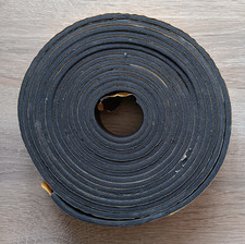 Dichtband - selbstklebend  - Fensterdichtung - Türdichtung -  30 x 5 mm - ~4,90m