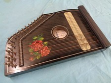 Alte Zither - Musikinstrument