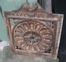 Antiker Gusseisen Wand Kohle Loch Tür Schuppen Keller Rutsche Kaye & Co Huddersfield