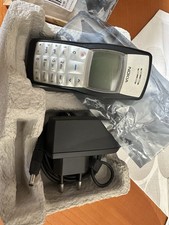 Nokia 1100 Schwarz Grau Handy
