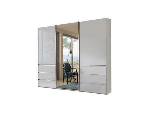 Kleiderschrank