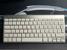 Apple Wireless Keyboard A1314