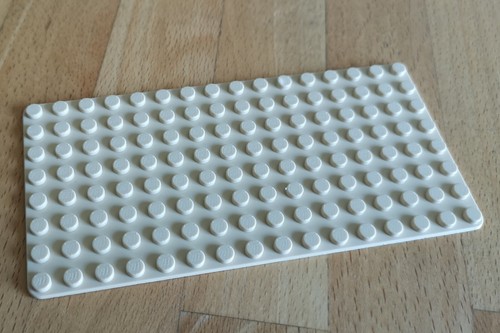 Eine beige tan farbene - /, lego