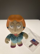 Lois Griffin | KidRobot Family Guy Series 1 -  3” Vinyl Figure 2011