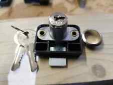 2x LockBarrel Barrel Schloss Laufschrankschloss + Rosette + 2 Schlüssel 210.04.606