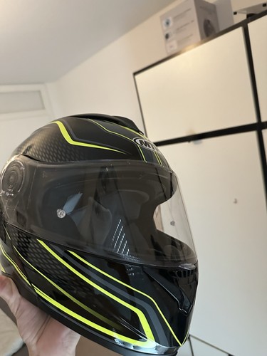 Motorradhelm verkaufen - zu,
