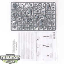 Blood Bowl - Fire Mountain Gut Busters - im Gussrahmen