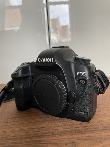 Canon eos mark 21 1mp - eos, ii