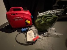 Honda EU 10 I Neu mit Zubehör für Wohnmobil Einspeisung NATO Benzin Kanister 10 