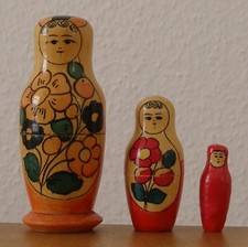 Alte Matroschka! Babuschka, Matrjoschka!3 Holzpuppen! Sammlerobjekt!MADE IN USSR