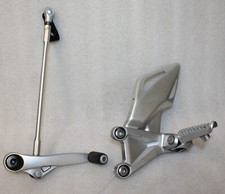 HONDA CBR 1000 RR SC59 12-16 FAHRER FUSSRASTENANLAGE LINKS FUSSSCHALTHEBEL