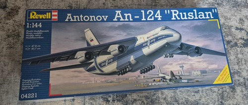 144 revell 04221 antonov - 1/144,