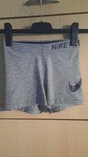 Nike Pro Damen Shorts Gr. XS