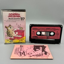 Spielen und lernen - und,