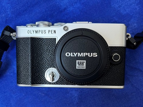 Olympus pen 20mp - e-p7,