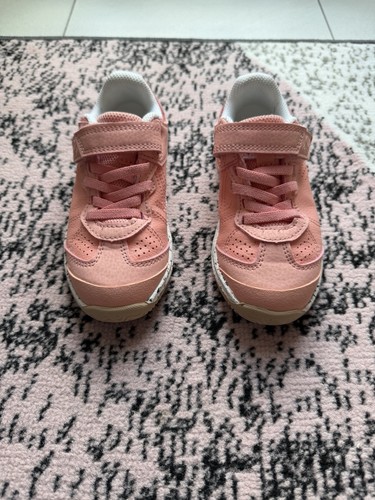 Hallenschuhe - ,