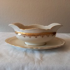 Alte Sauciere mit Gold Dekor