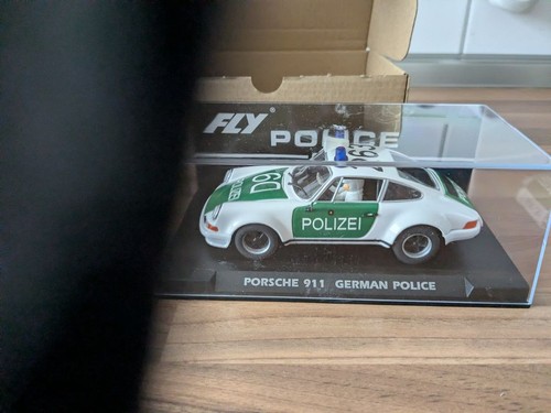 Porsche 911 polizei slotcar - 911,