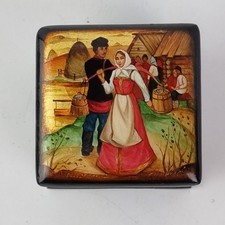 Signierte russische Lack Ware Schatulle Märchen Mann und Frau 1992